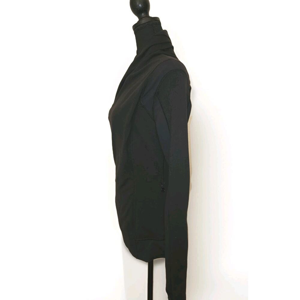 Lululemon Bhakti Yoga Wrap Jacket Size 8 Black Grey Stripe Zip Wrap Asymmetrical - Picture 3 of 11